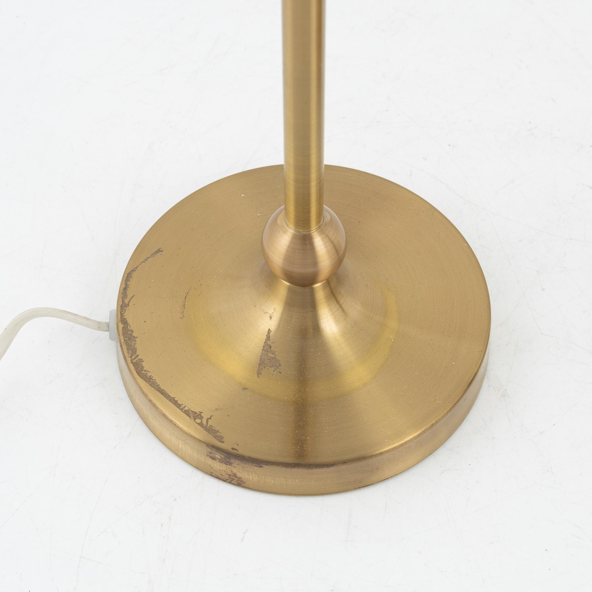 Josef Frank, a pair of modell 2569 table lamps, Firma Svenskt Tenn, Sweden.