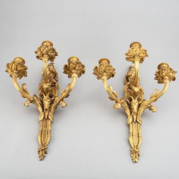 A pair of Louis XV style 19th century appliques.