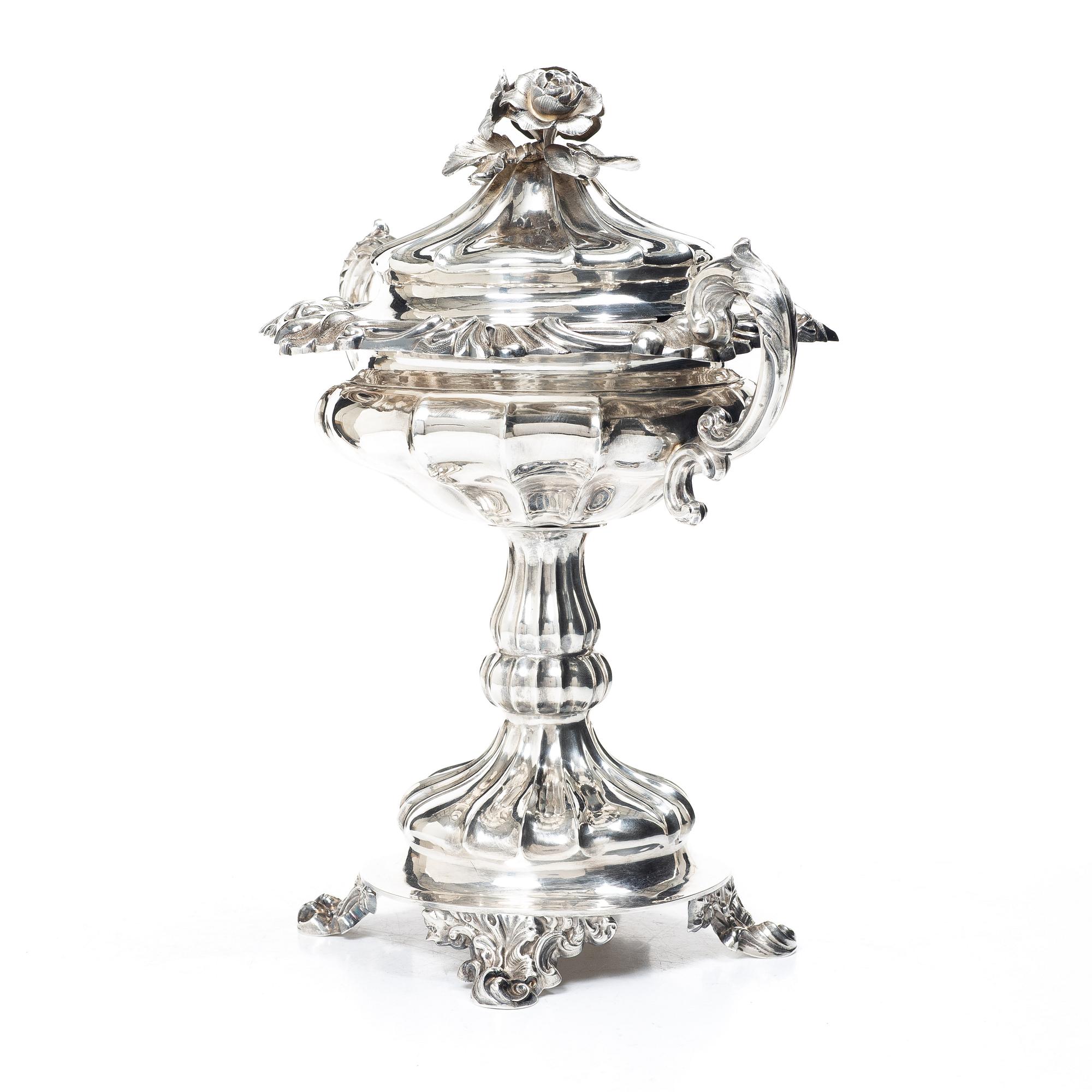 Gustaf Möllenborg, (Carl Teodor Féron), a Swedish silver sugar bowl with cover, Stockholm 1852.