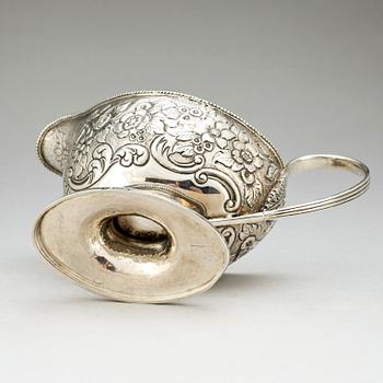 SÅSKÅL, silver, London England, 1784. Vikt ca 300 gram.