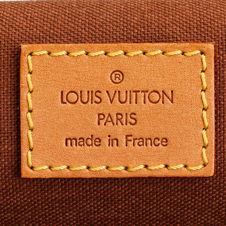 Louis Vuitton, "Bosphore Messenger PM", väska.