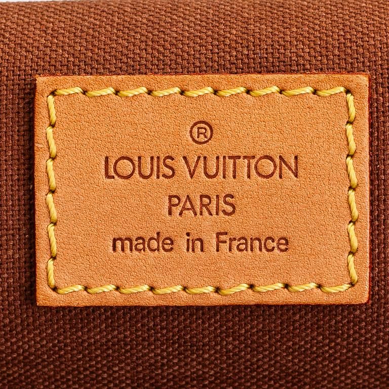 Louis Vuitton, "Bosphore Messenger PM", väska.