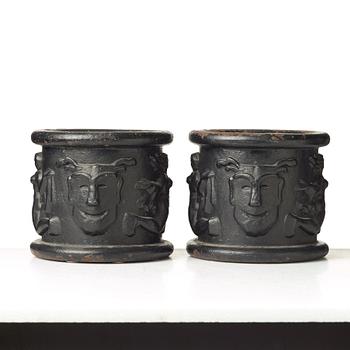 Anna Petrus, a pair of Swedish Grace cast iron jardinières "Blomkruka nr 1", Näfveqvarn, Sweden.