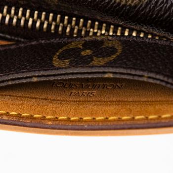 Louis Vuitton, a Monogram Canvas 'Nile 28' shoulder bag.