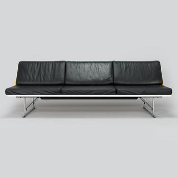 Yrjö Kukkapuro, a 1980's 'Experiment sofa' for Avarte.