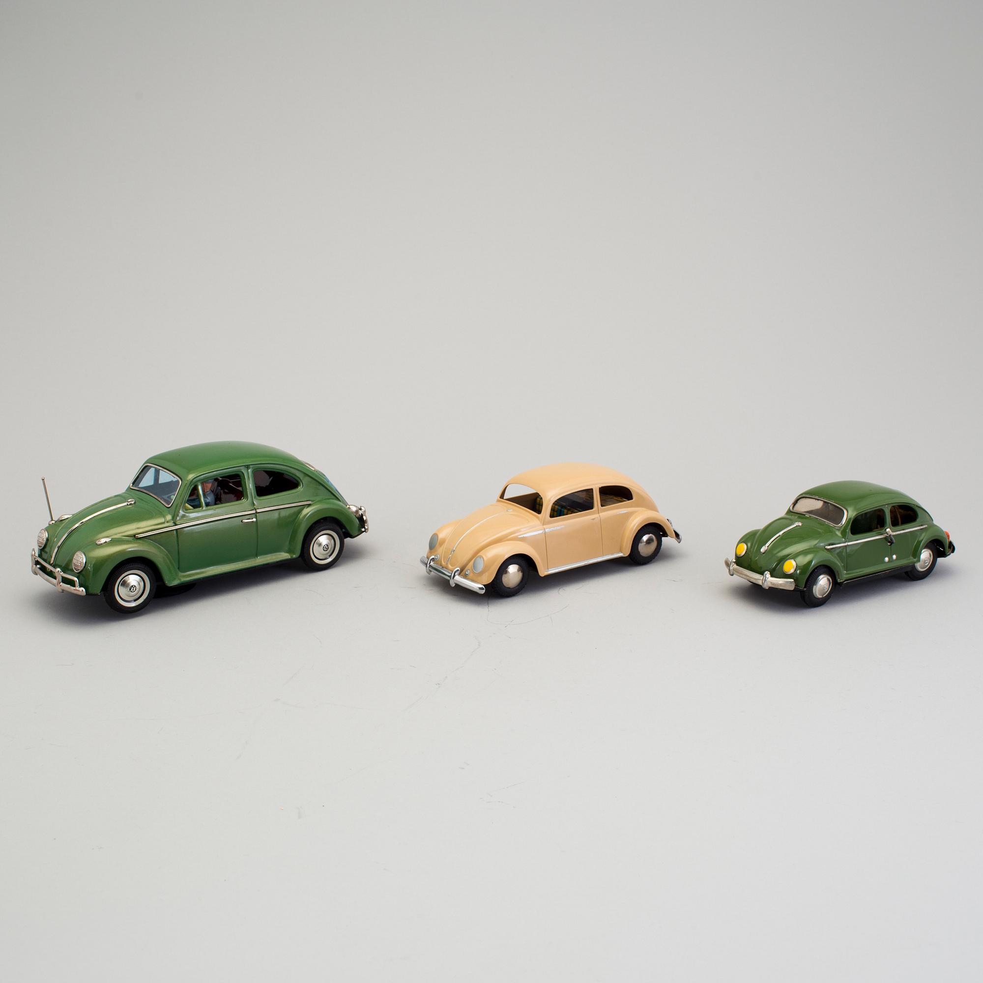 VOLKSWAGEN SEDAN, 3 stycken, bland annat Bandai och Arnold, 1950/60-tal.