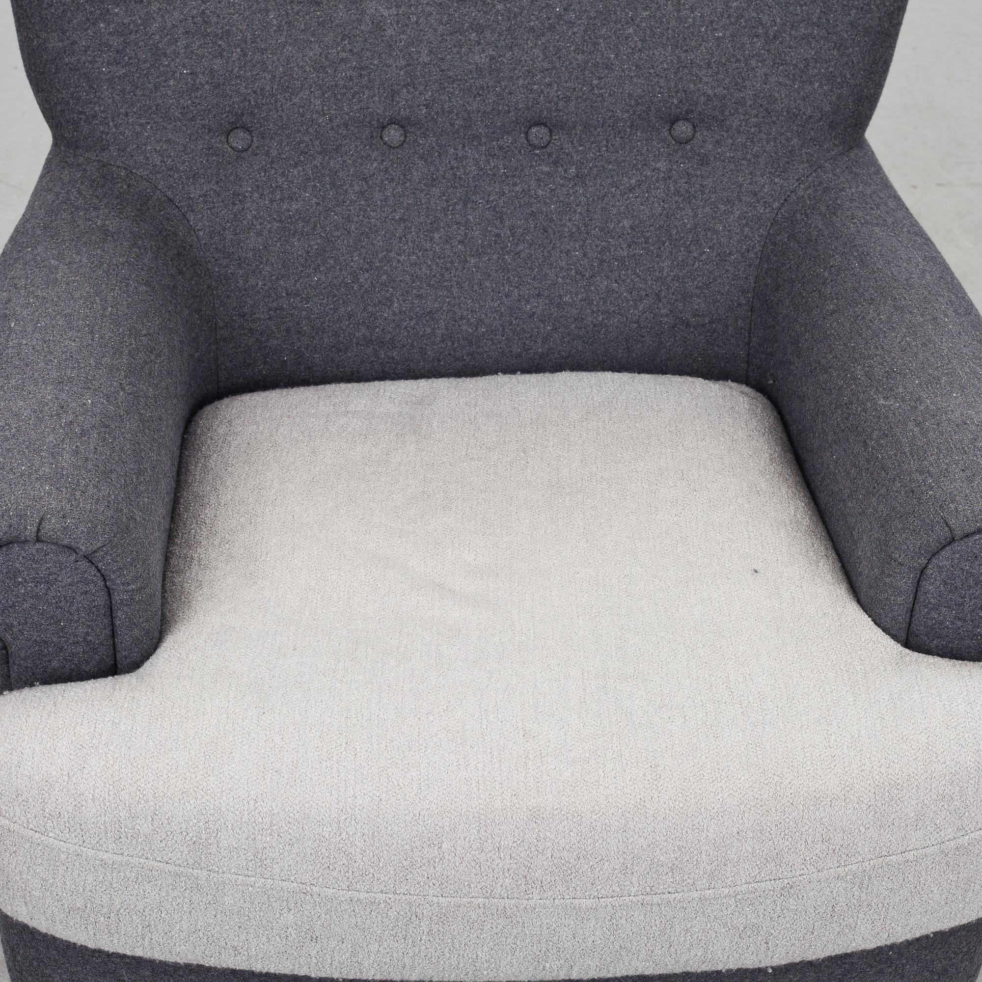 FÅTÖLJ med FOTPALL,  "Jättepaddan", Carl Malmsten.