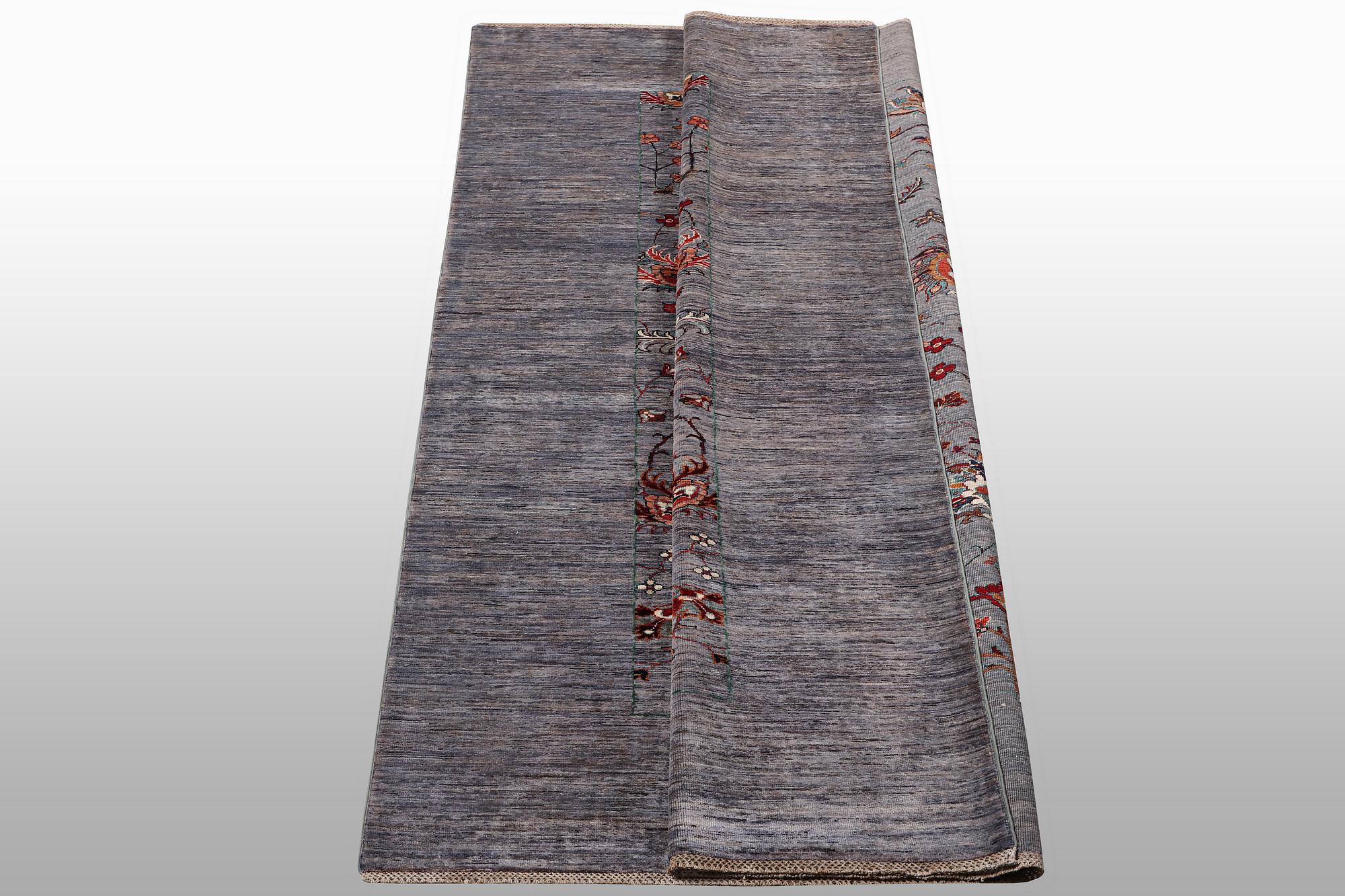 A carpet, Ziegler Ariana, ca 294 x 208 cm.