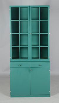 VITRINSKÅP, 1900-talets andra hälft.