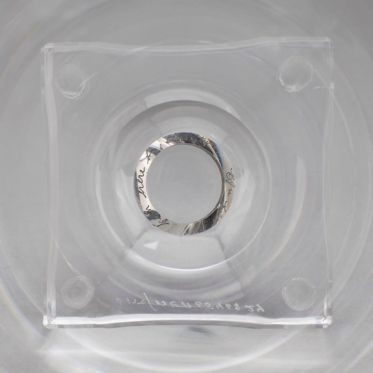 VAS, glas med silverring, "Endless" Efva Attling, 1900/2000-tal.