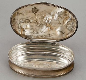 DOSA, silver och pärlemor, barockstil, Holland, 1800/1900-tal. Tot ca 185 gr.