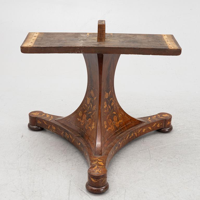 Matbord, 1800-talets mitt.