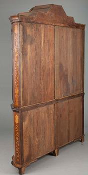 VITRINSKÅP, barockstil, Holland, 1800-tal.