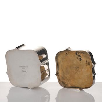 Claës Giertta, ask, Stockholm 1970, sterling, locket med gouache.