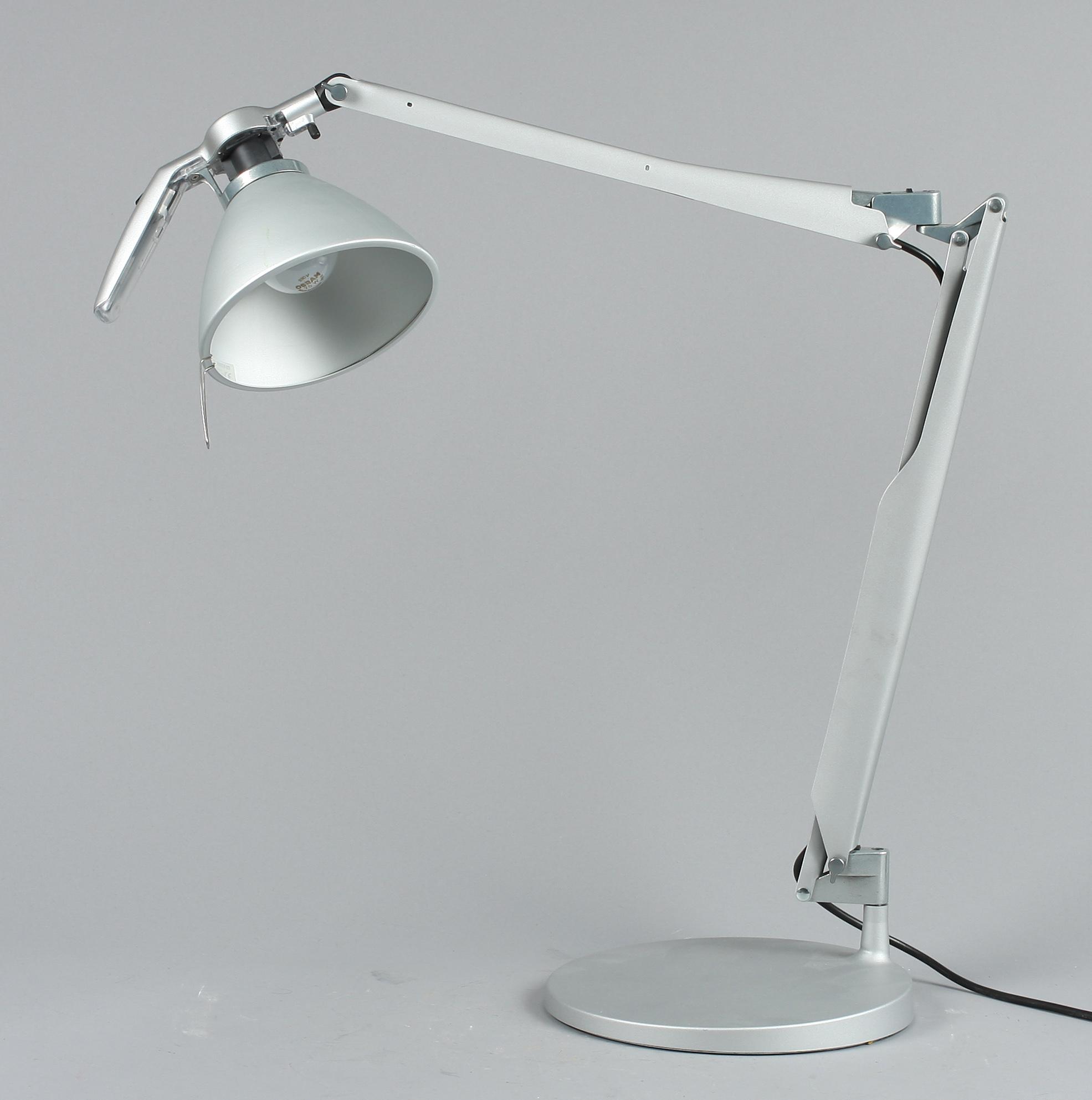 SKRIVBORDSLAMPA, "Fortebraccio D33" Design Alberto Meda o Paulo Rizzatto Luceplan.