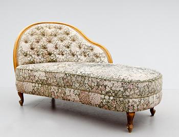 SCHÄSLONG, rokokostil, 1900-talets första hälft.