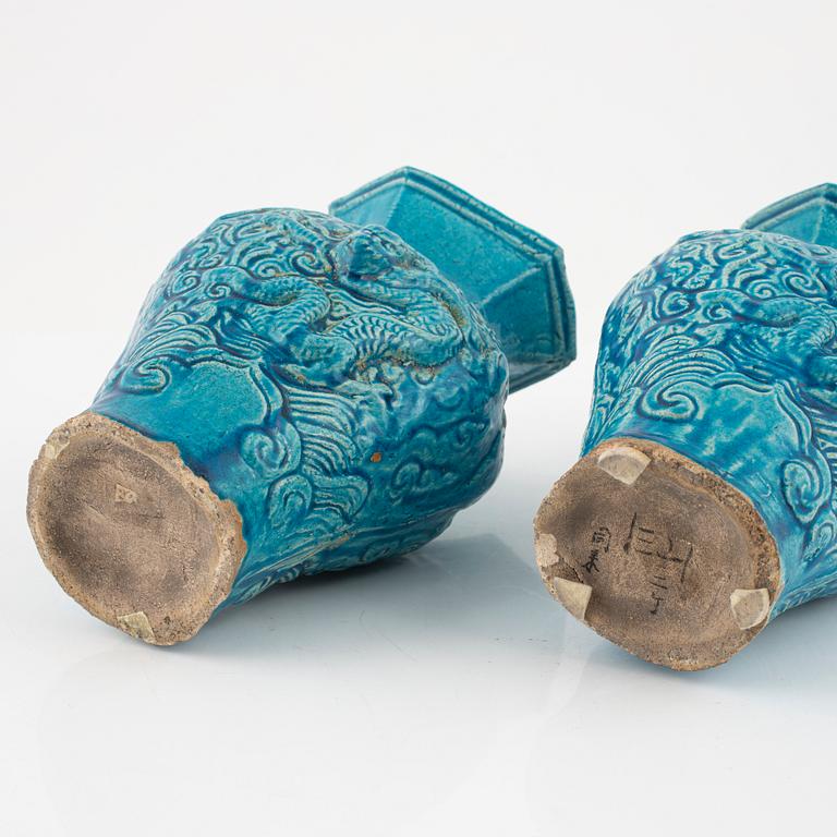 A pair of earthenware vases, late Ming dynasty (1368-1644).