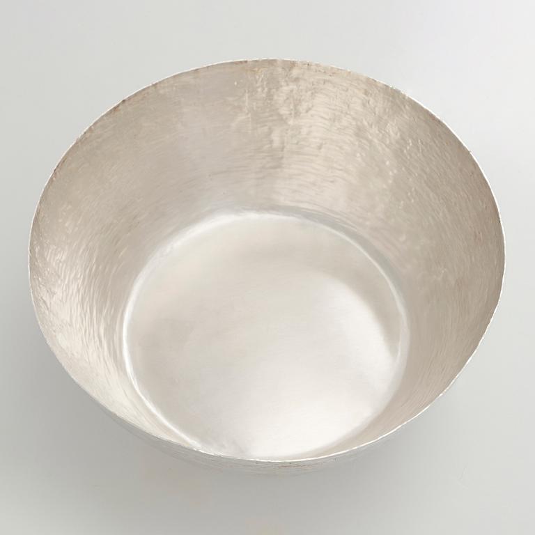 Tapio Wirkkala, skål, silver, Kultakeskus Tavastehus 2006.