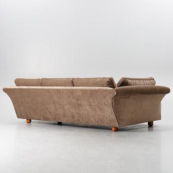 Josef Frank, a 'Liljevalchs sofa', Svenskt Tenn, 2000s.