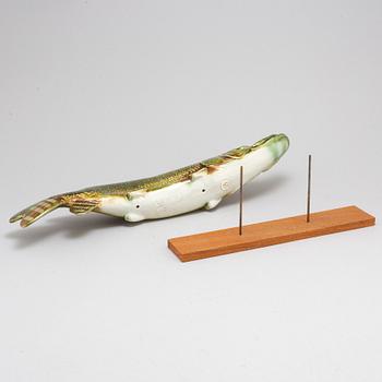 SVEN WEJSFELT, figurin/skulptur, gädda, stengods, Gustavsberg.