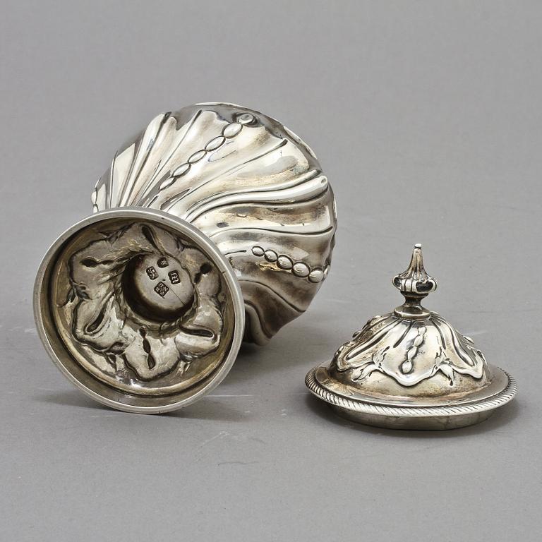 RUSKA, silver, London, England, 1767. Vikt 265g.