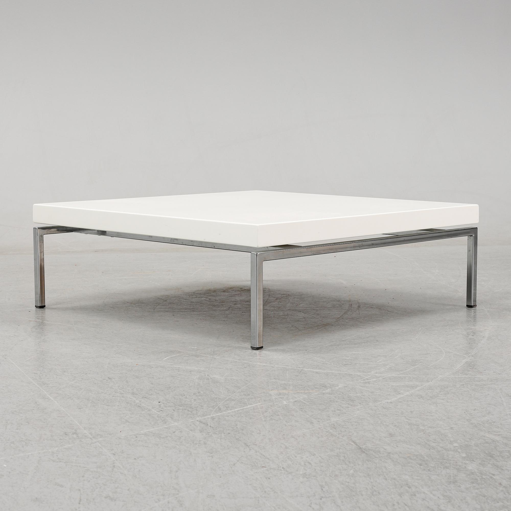 A 'Hockney' coffee table by Eero Koivisto for David Design, 21 st Century.