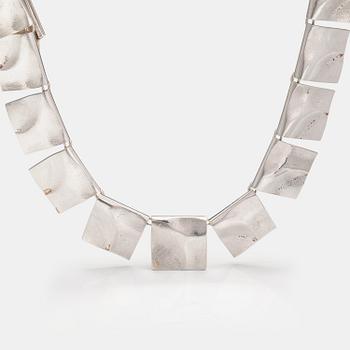 Björn Weckström, A sterling silver collier "Galactic peaks". Lapponia 1973.