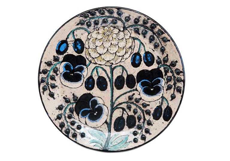 Birger Kaipiainen, A CERAMIC DISH.