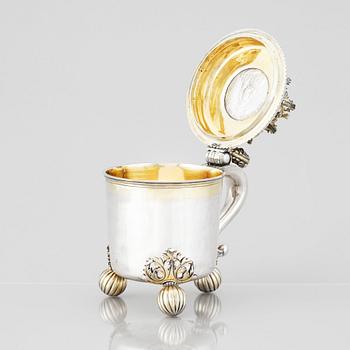 A Danish Baroque parcel-gilt silver tankard, Copenhagen 1689.