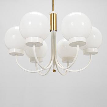 A mid 20th century chandelier for Stockmann, Orno. Finland.