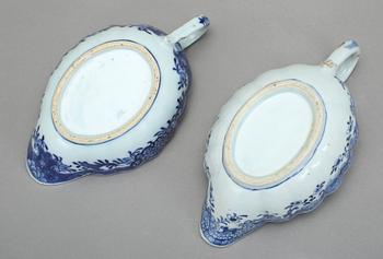 SÅSSNIPOR, 2 st, porslin, Qianlong, Kina 1700-tal.