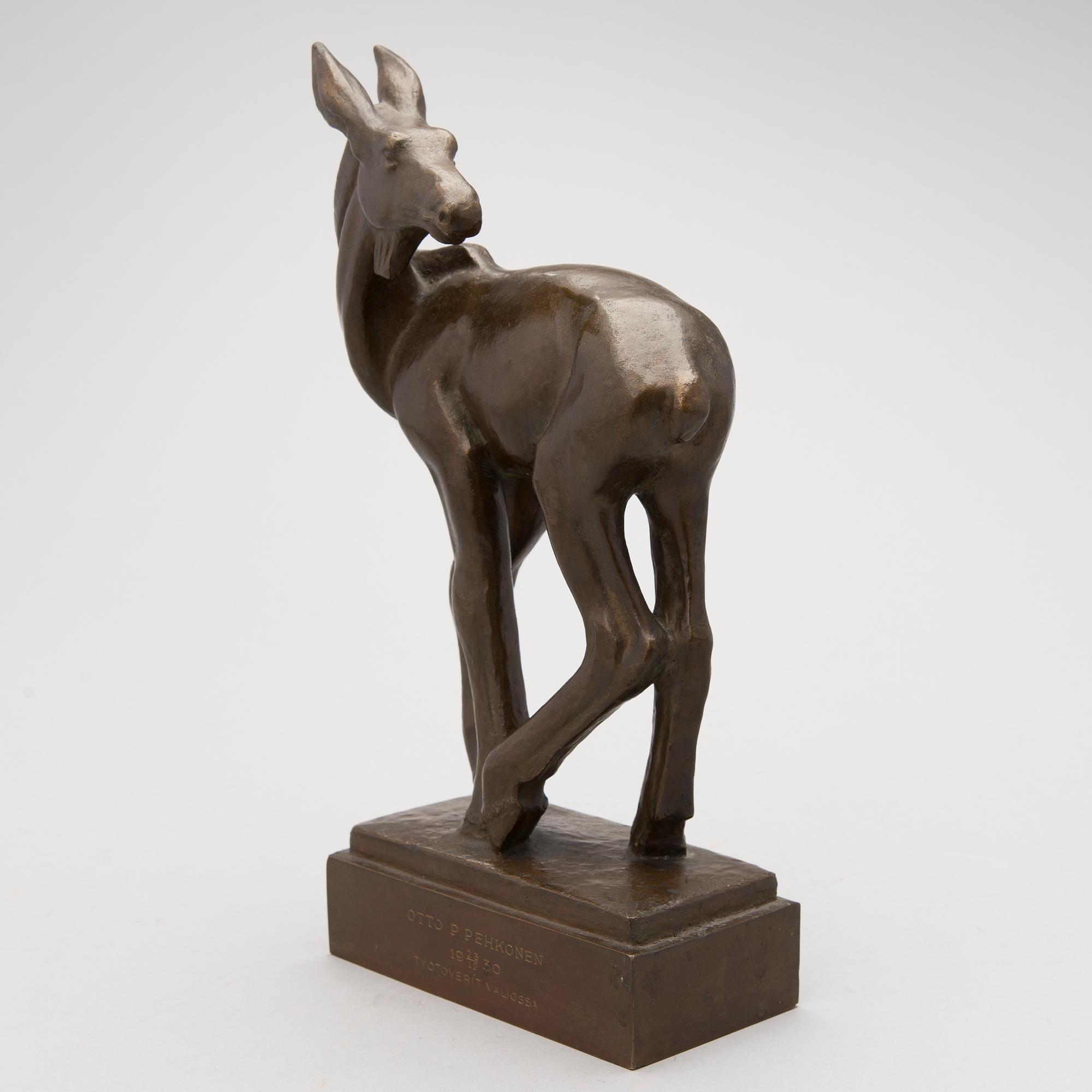 JUSSI MÄNTYNEN, "Moose calf".