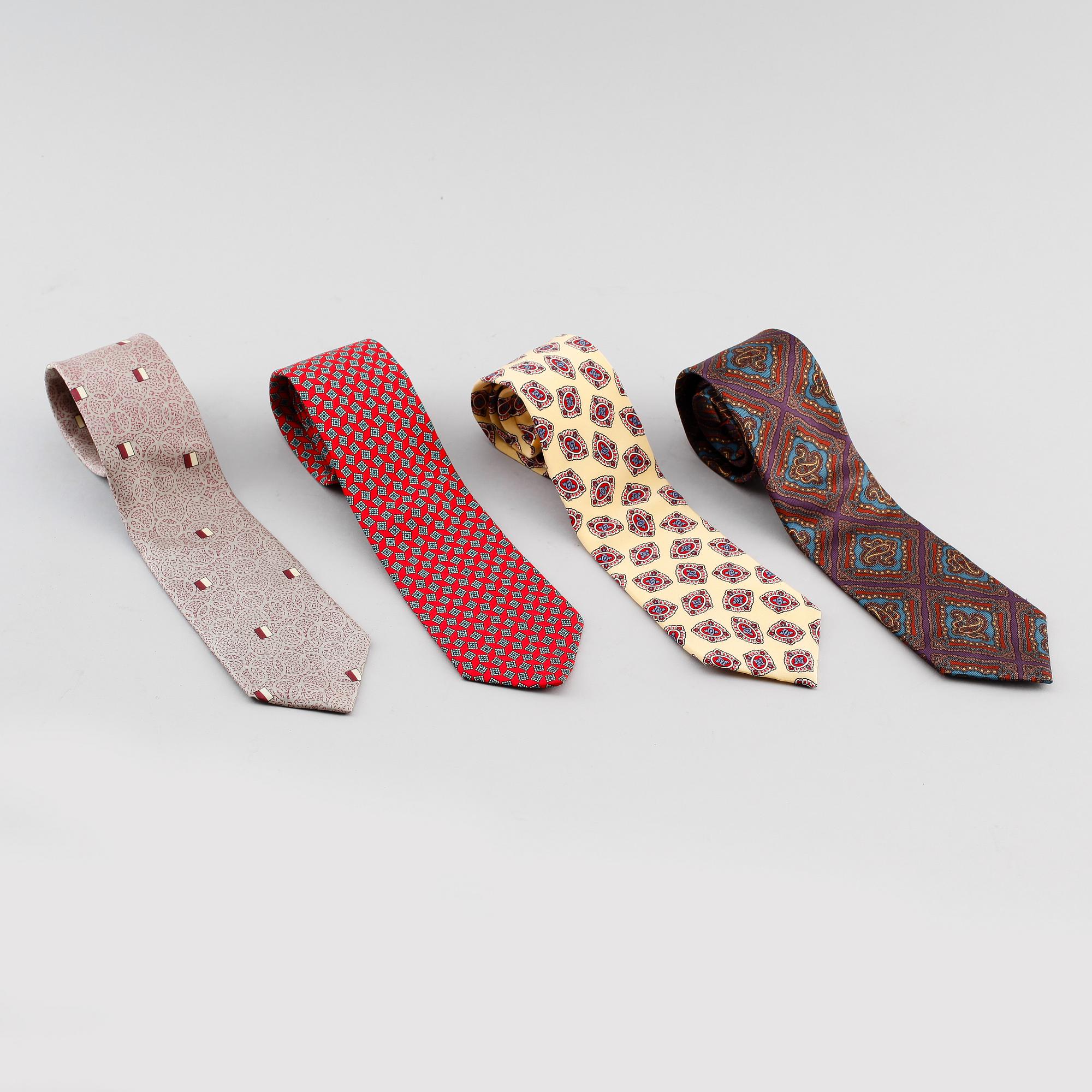 SLIPSAR, 4 st, siden, Burberry.
