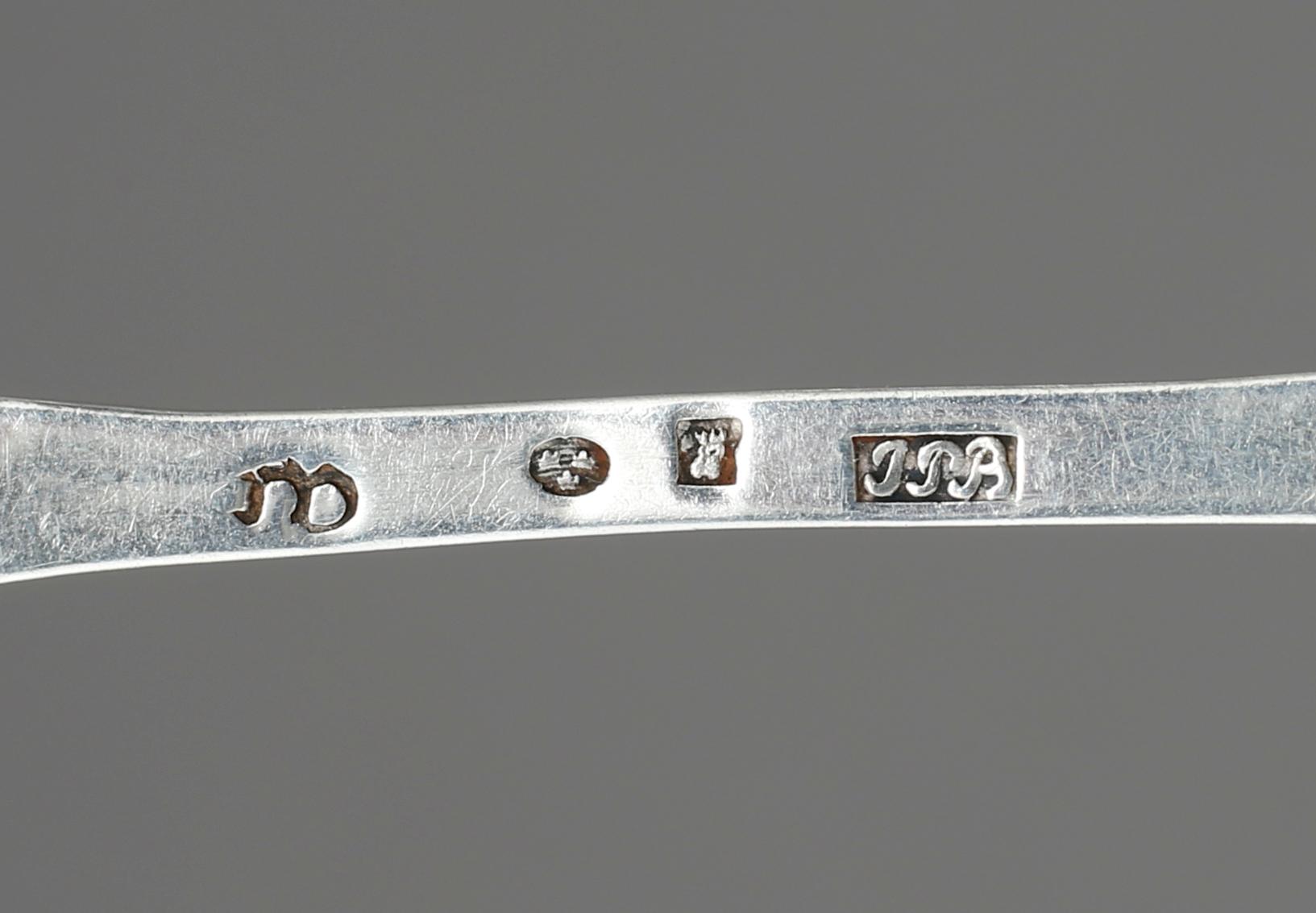 TESKEDAR, 6 st, silver, 17/1800-tal. Vikt 60,7 g.