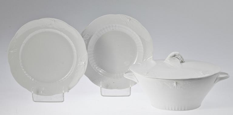 SERVISDELAR, 13 st, porslin, jugend, "Trollslända", Rörstrand, tidigt 1900-tal.