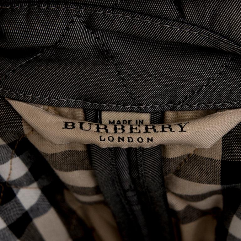 JACKA, Burberry.