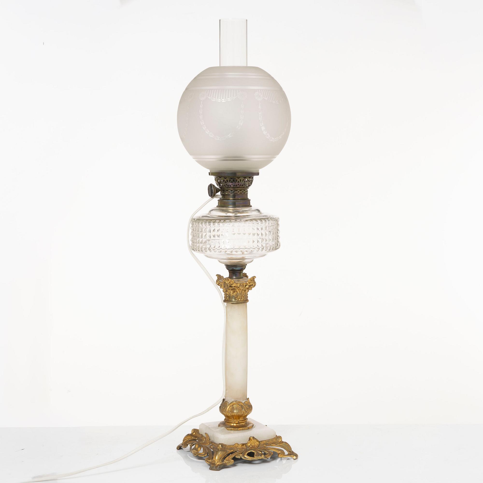 Bordslampa, omkring år 1900.