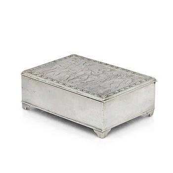 272. Nils Fougstedt, a pewter box, Stockholm 1928, model 616.