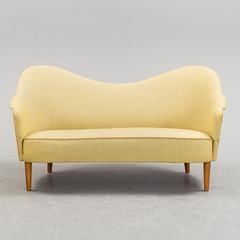 A second half of the 20th cnetury 'Samspel' sof aby Carl Malmsten.