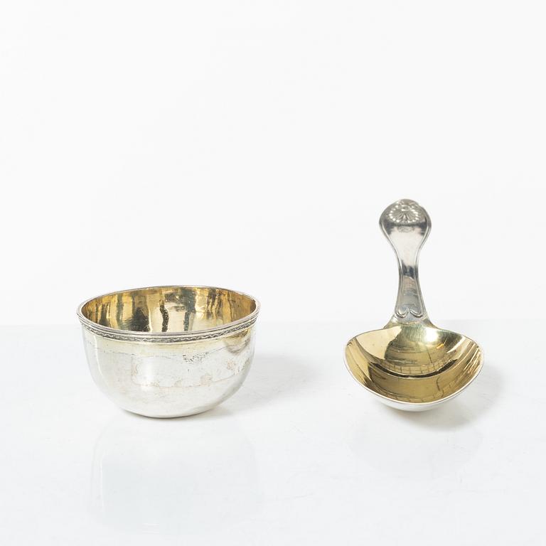 Tumlare samt medicinsked, silver, Sverige 1700-1800-tal.