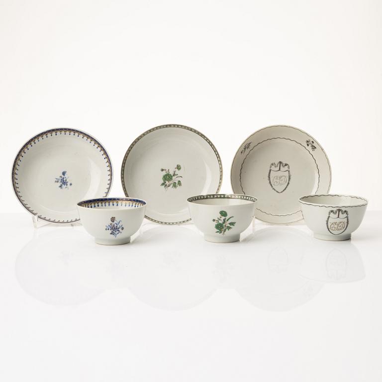 A group of nine Chinese export porcelain cups with stands, Qing dynasty, late 18th century.