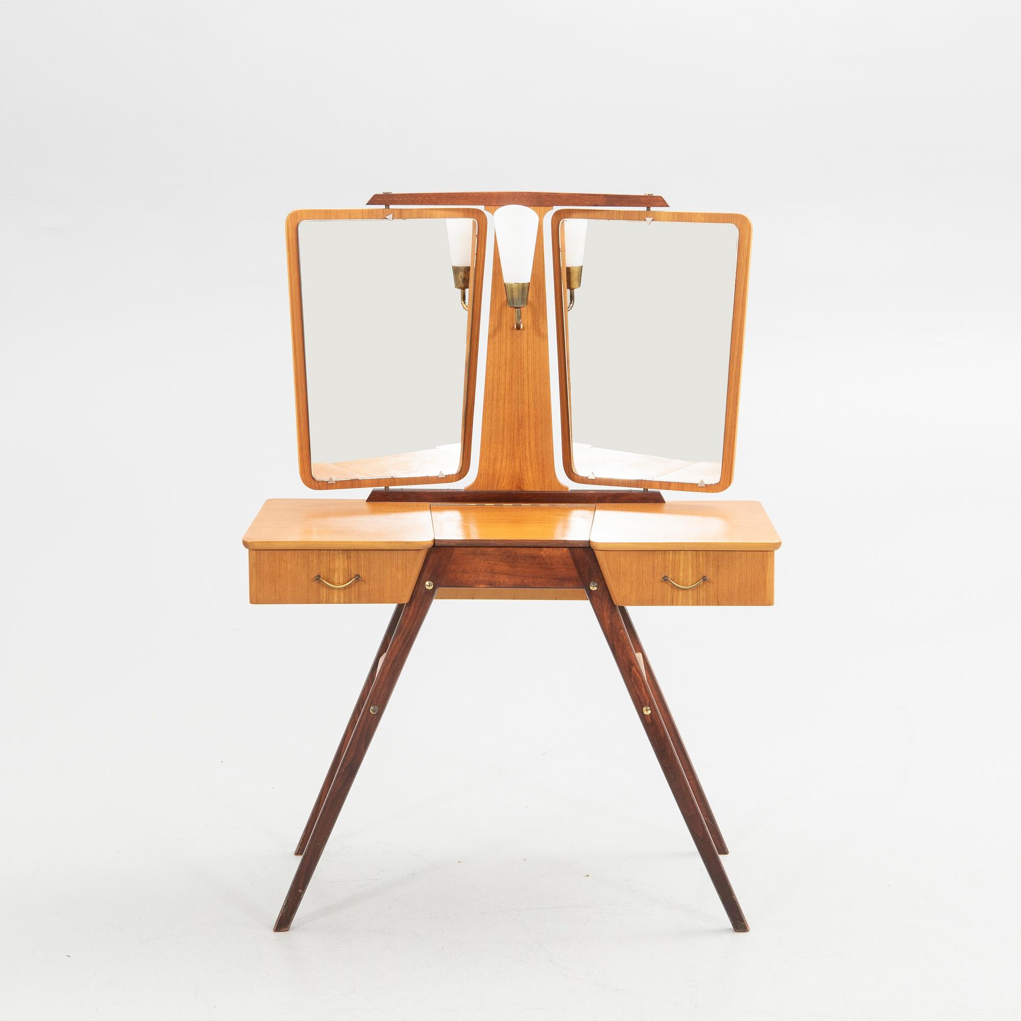 Dressing table, mid-20th century.