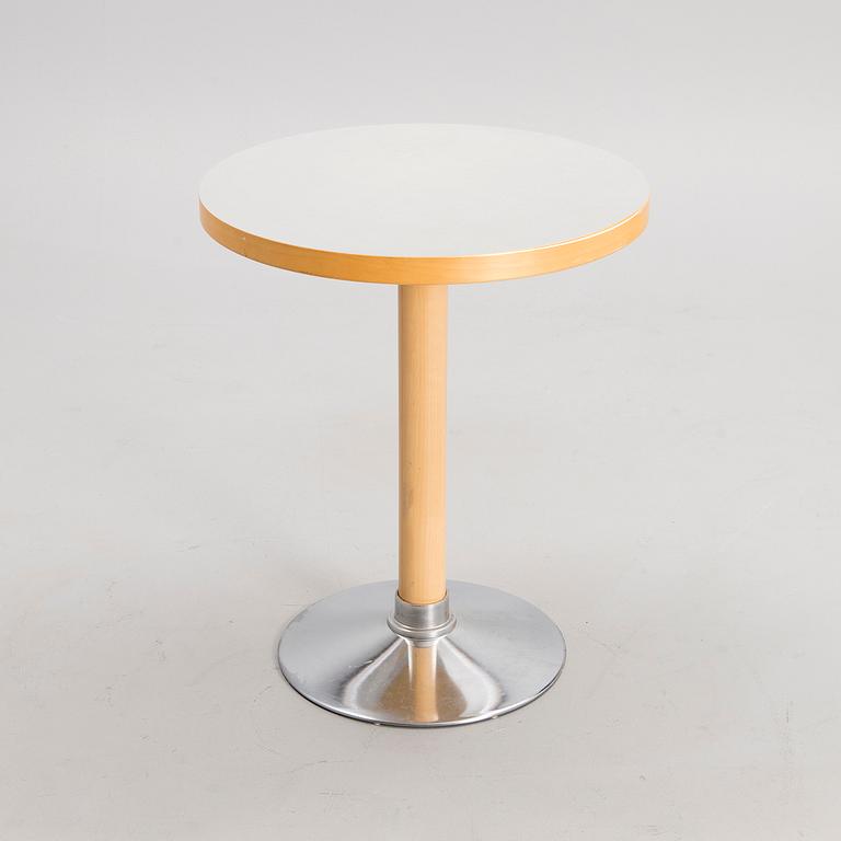 ALVAR AALTO, table model P90C, Artek, late 20th century. - Bukowskis