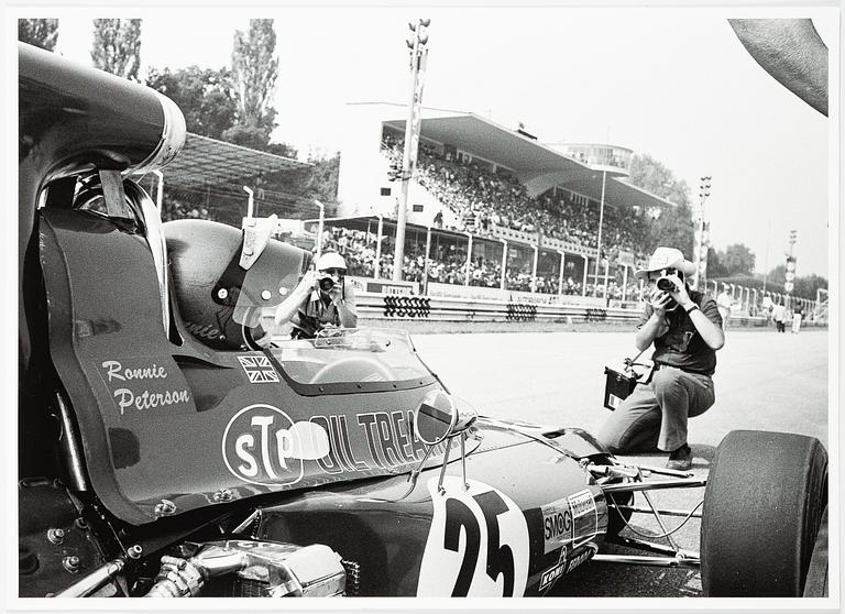 Kenneth Olausson, "Ronnie Peterson inför Monzastart 1971".