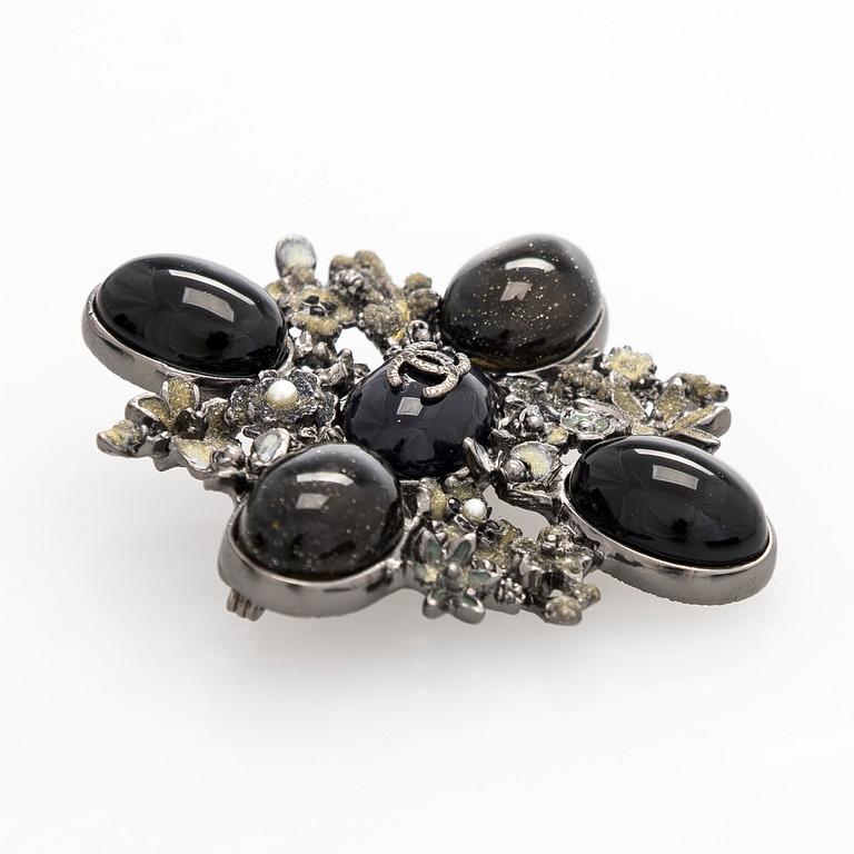 Chanel, Brooch 2012.