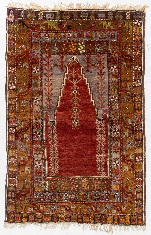 An anatol rug, c. 156 x 102 cm.