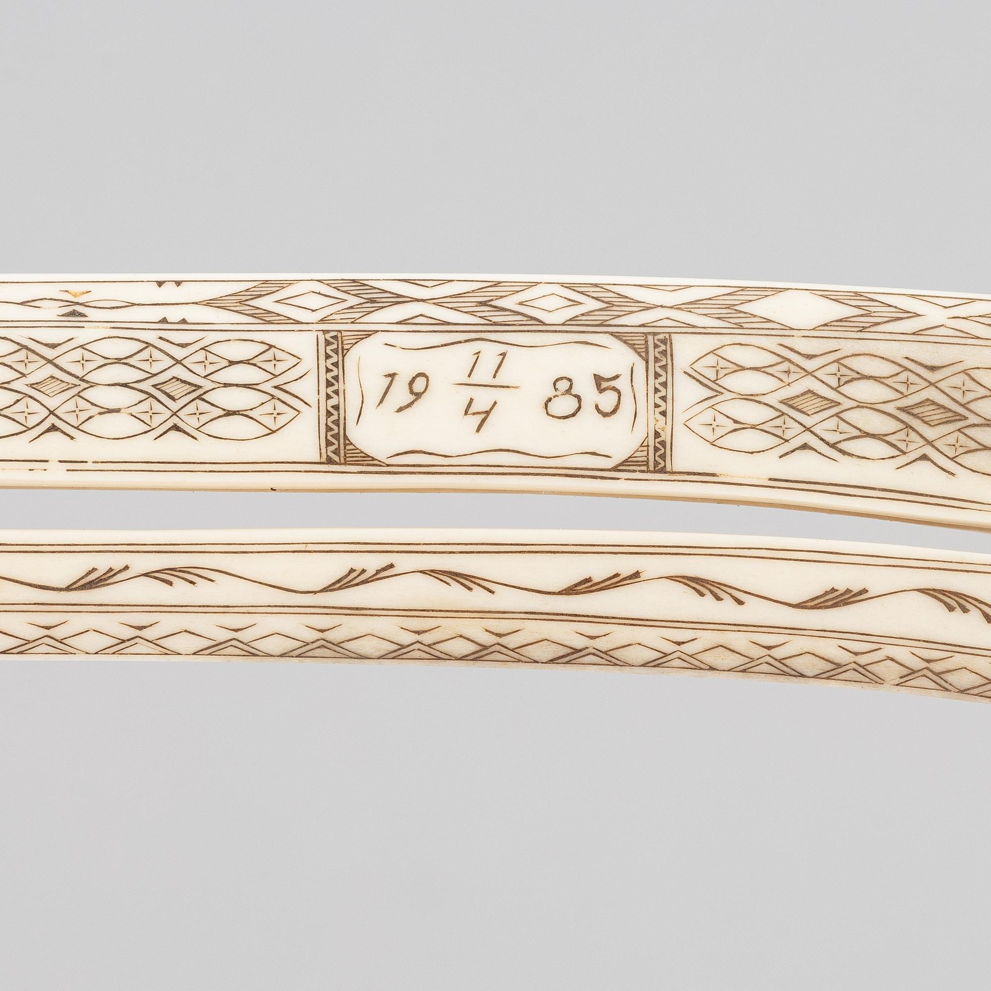 A reindeer horn knife.