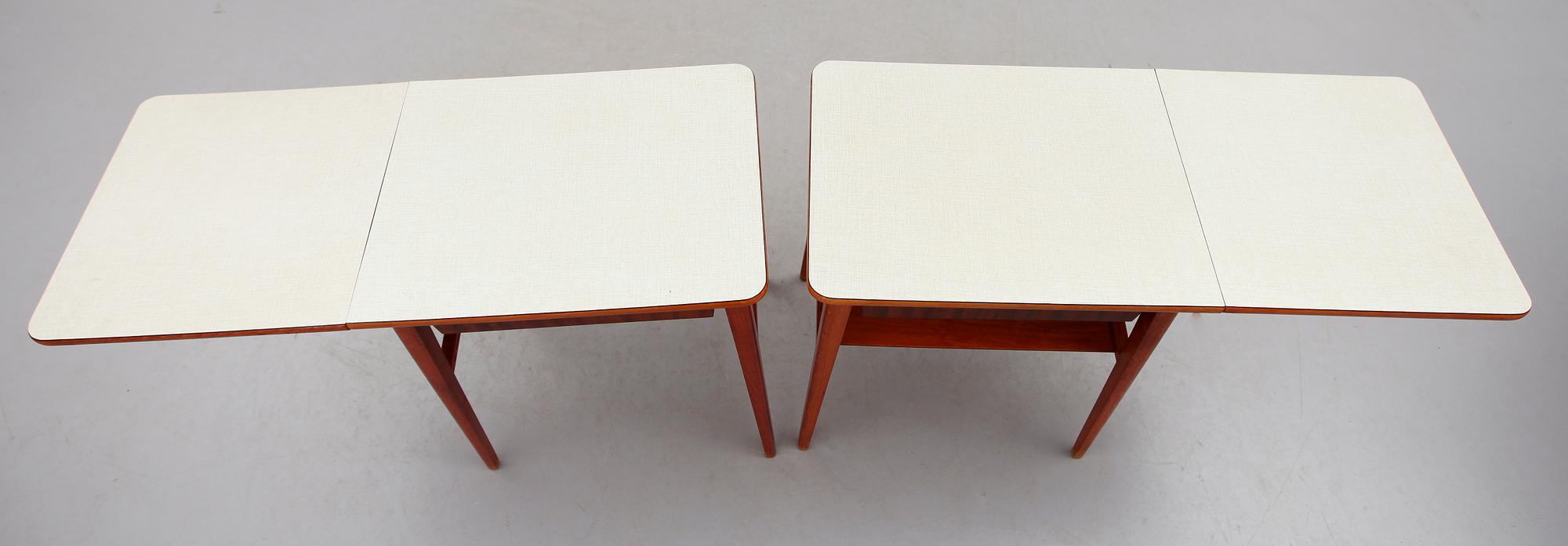 SÄNGBORD, 1 par, 1900-talets mitt.