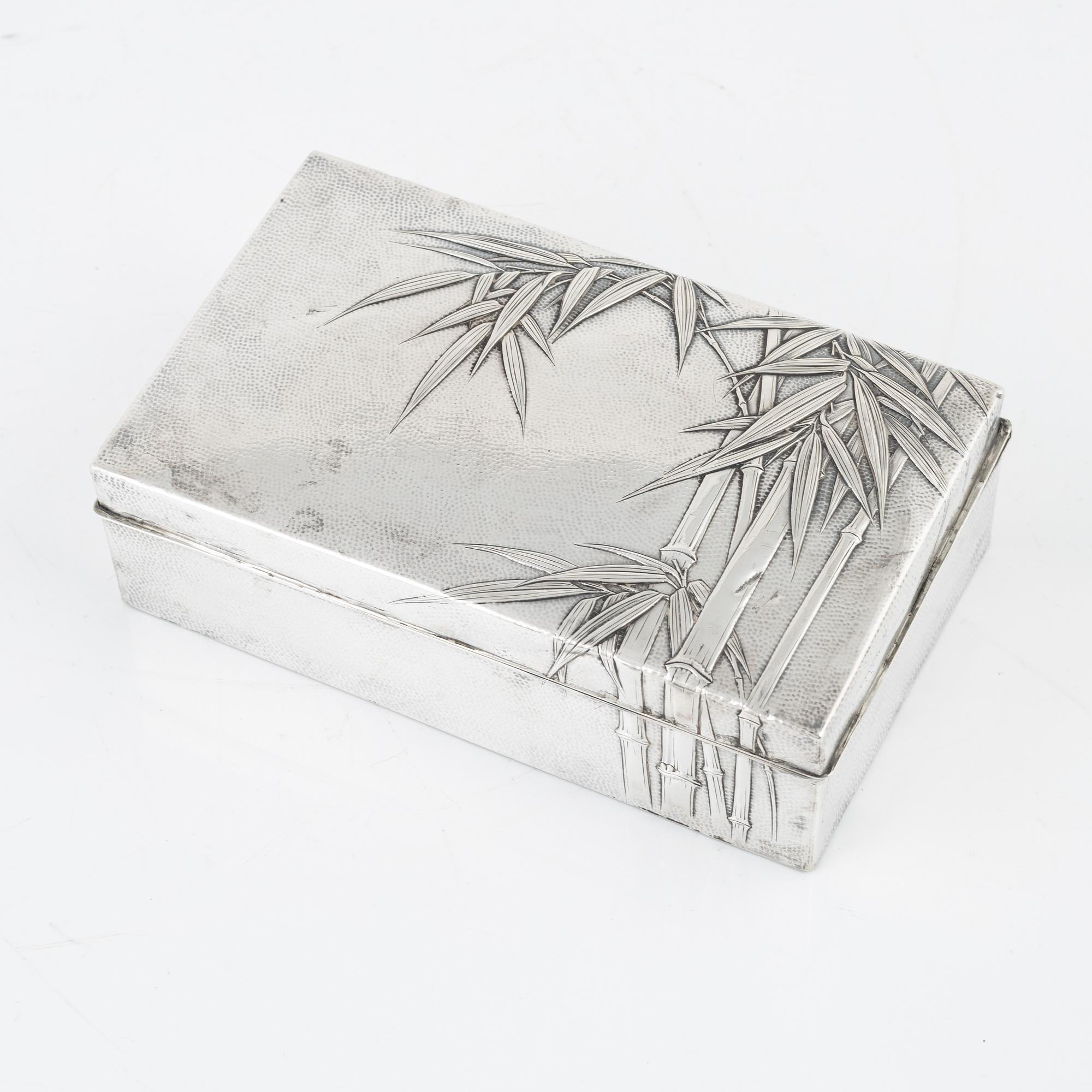 １７ｔｈ　ｍｅｍｏｒｉａｌ　ＴＨＥ　優作　ＢＯＸ 新品 17th memorial THE 優作 BOX