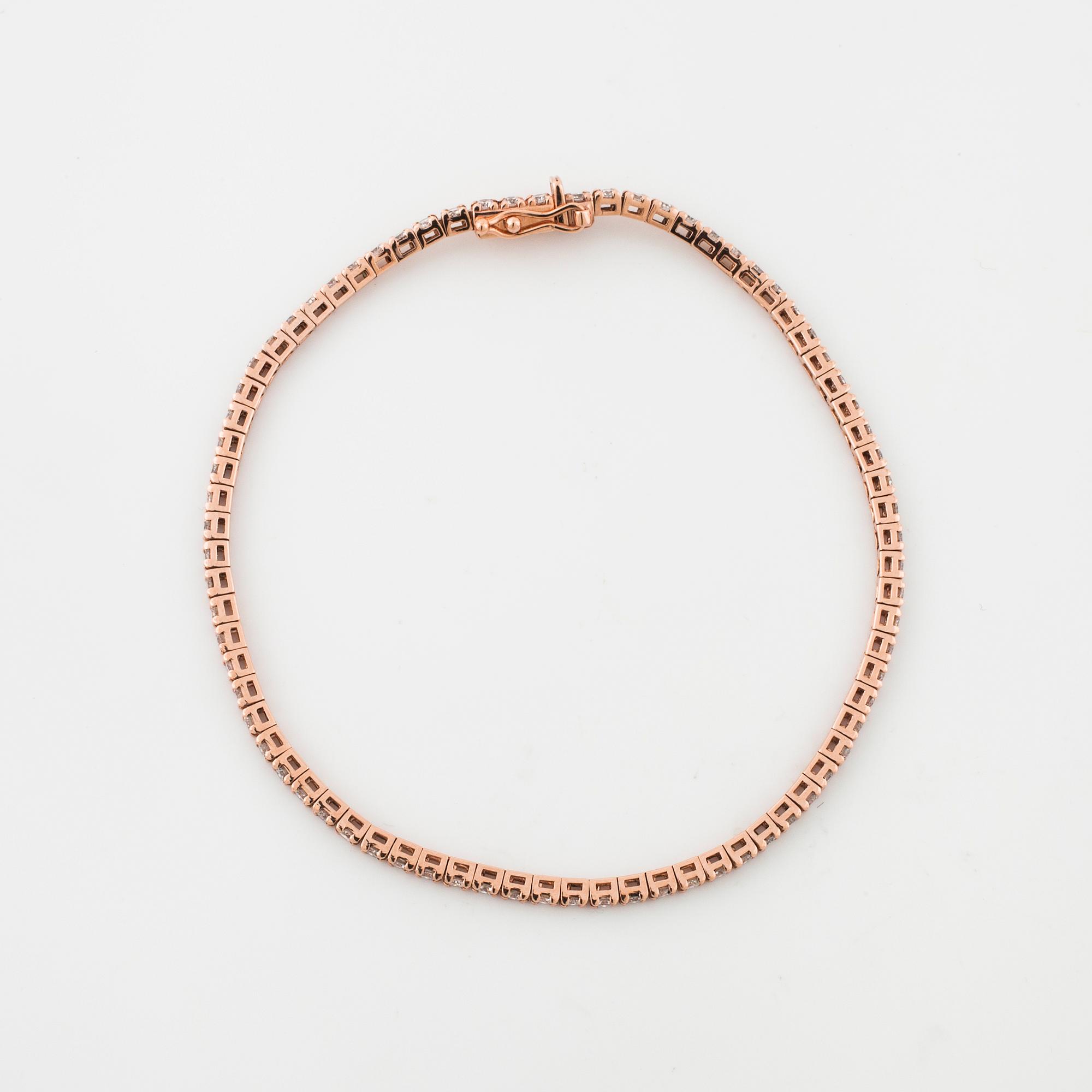 ARMBAND, med briljantslipade diamanter totalt ca 1.70 ct.